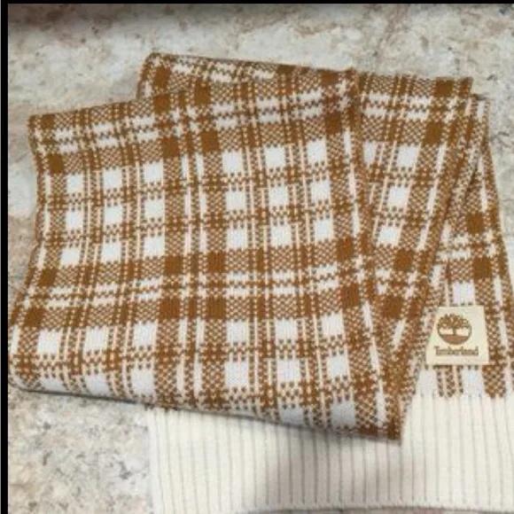 Timberland Women's Beige Scarf - Picture 4 of 6